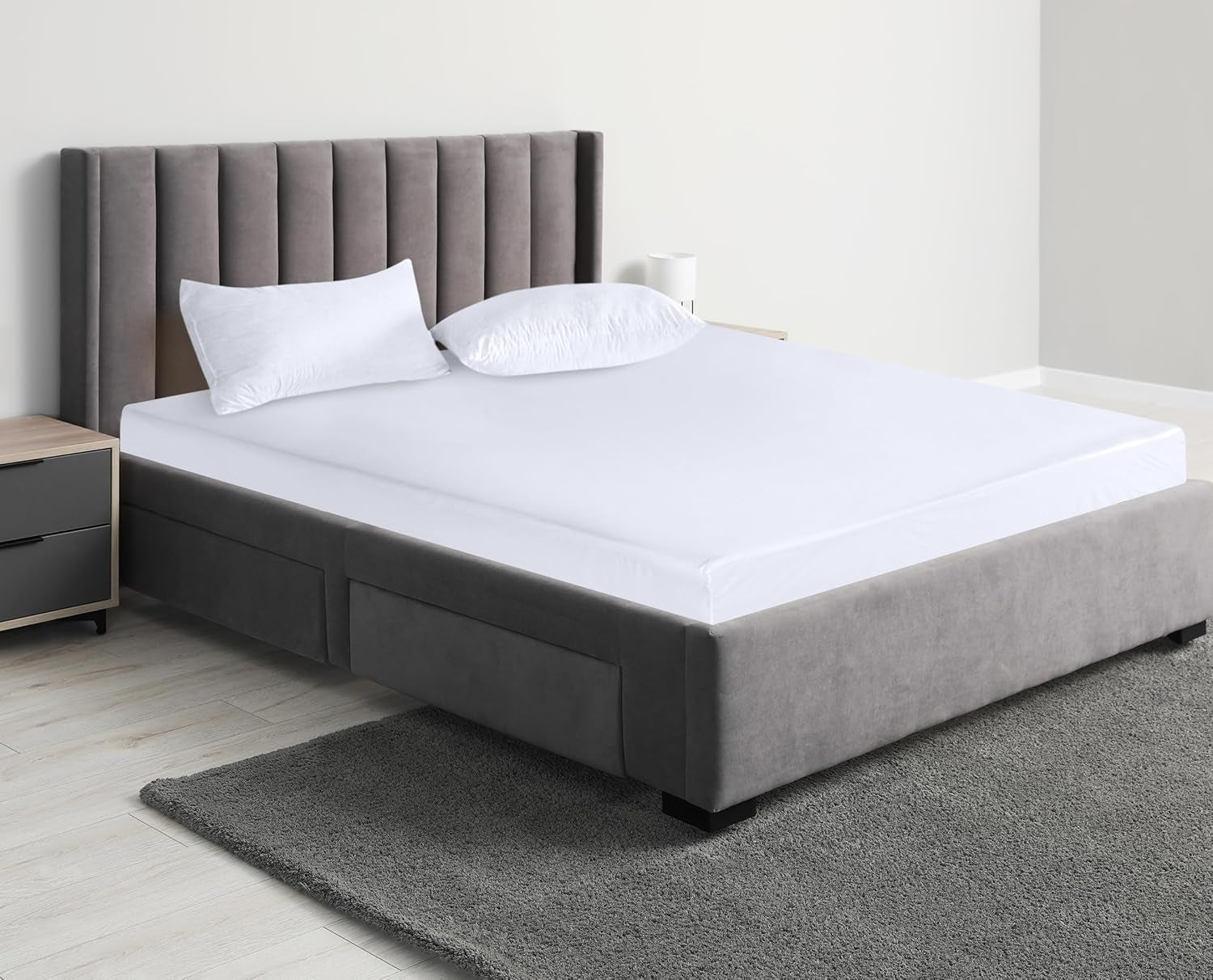 Waterproof Mattress Protector Queen Size, Premium Terry Mattress Cover 200 GSM, Breathable, Fitted Style with Stretchable Pockets (White)