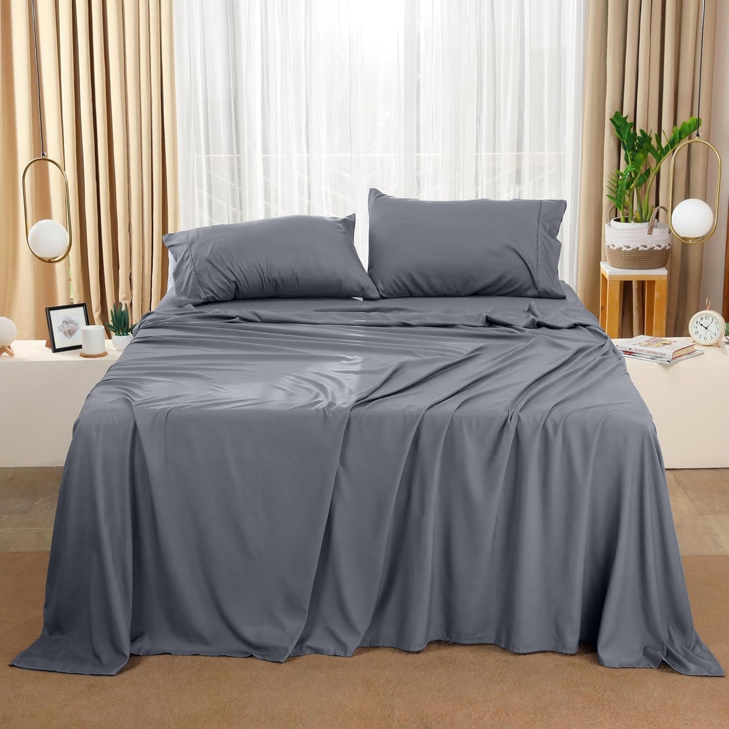 Queen Sheet Set – 4 Piece Bed Sheets for Queen Size Bed, Soft and Breathable Microfiber, Includes 1 Fitted Sheet, 1 Flat Sheet and 2 Pillowcases (Grey)